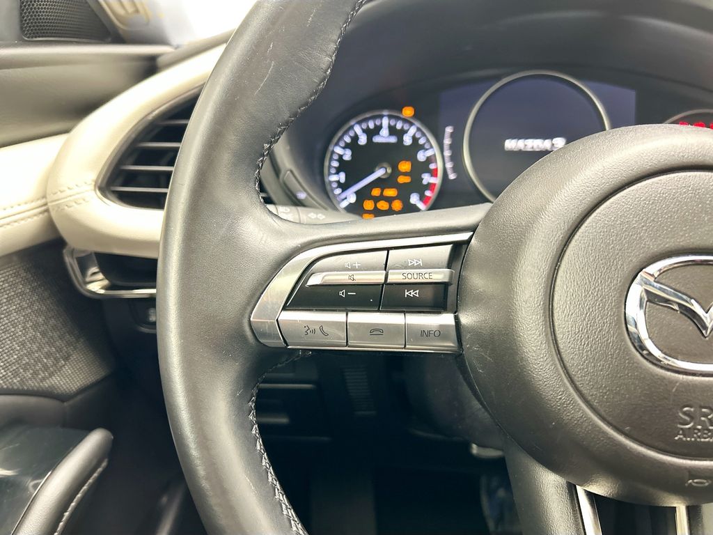 Thumbnail: 2022 Mazda Mazda3 - 11