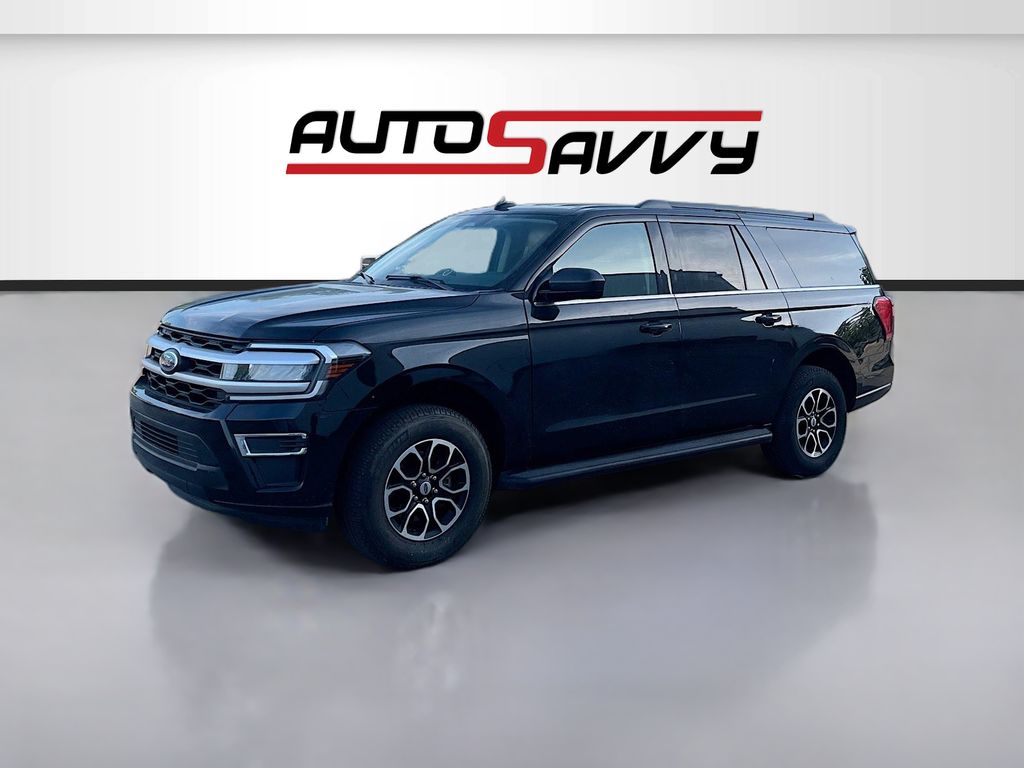 Used 2024 Black Ford XLT image 3