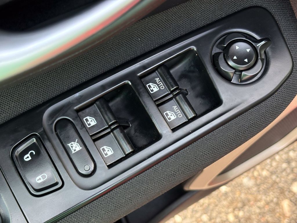 2015 Jeep Renegade Latitude Red at DeMontrond Auto Country