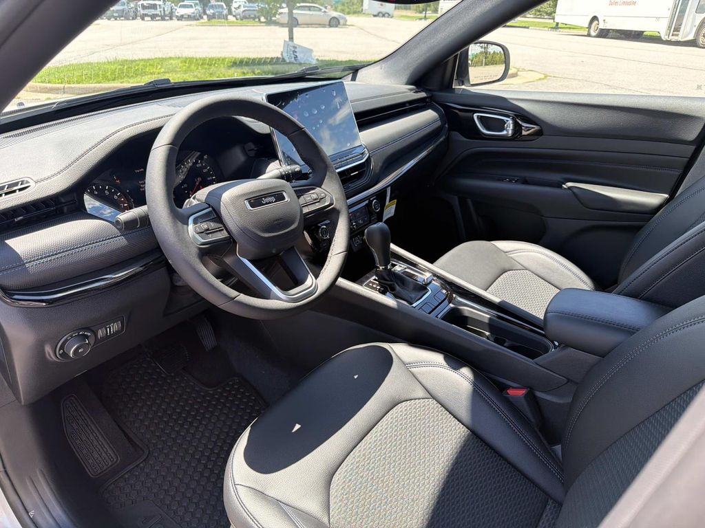 New 2026 Silver Jeep Latitude image 3