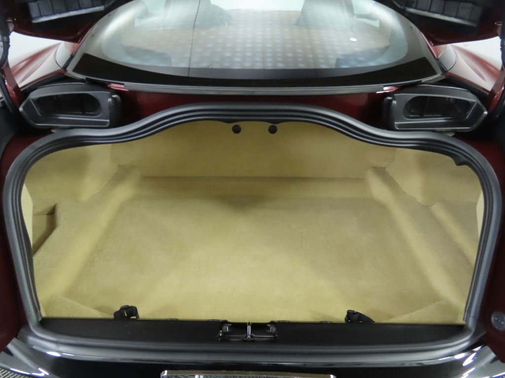 Thumbnail: 2025 Aston Martin DB12 - 28
