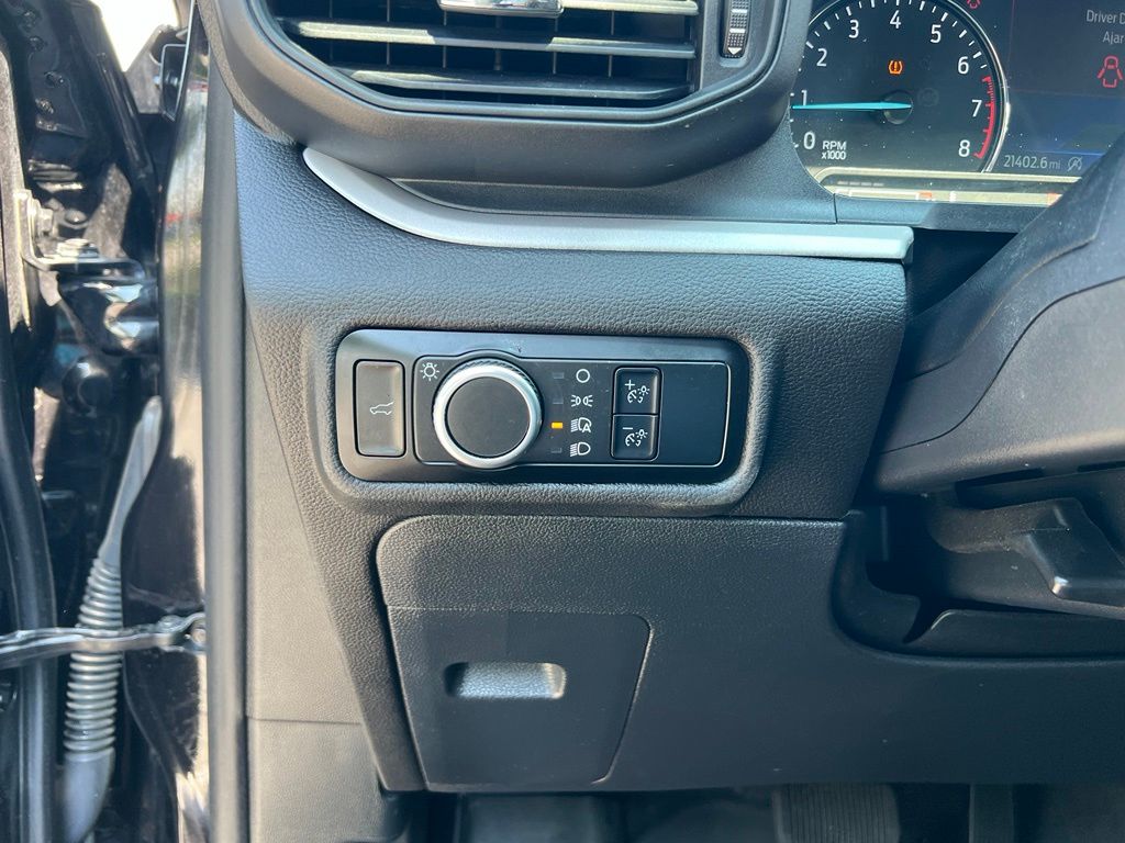 Used 2024 Ford Explorer SUV