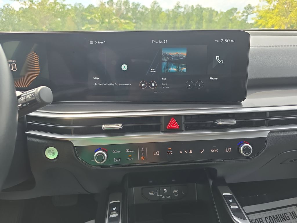 2024 Everlasting Silver Kia Sorento S FWD SUV