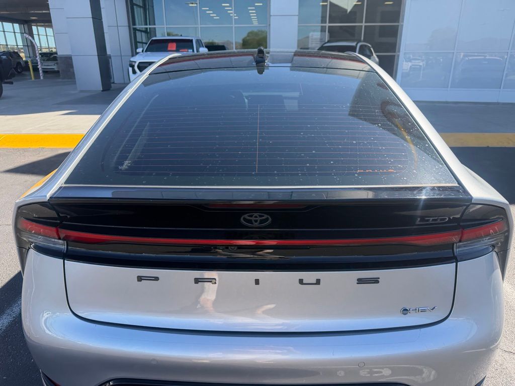 Thumbnail: 2024 Toyota Prius - 7
