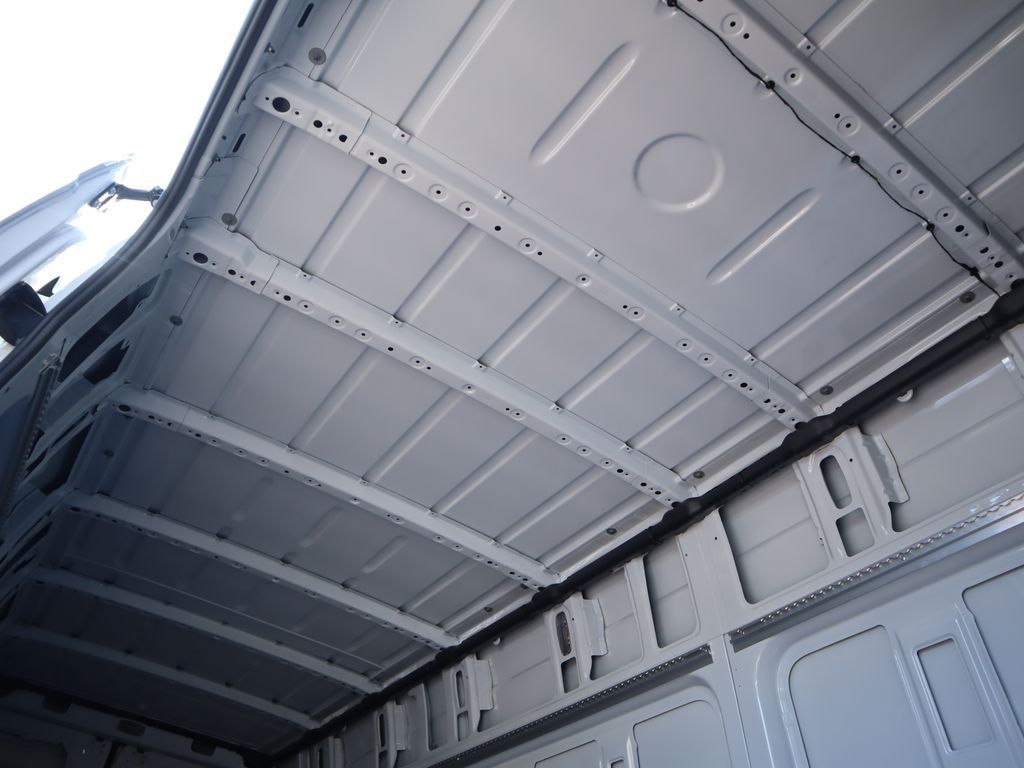 Thumbnail: 2025 Mercedes-Benz Sprinter - 26