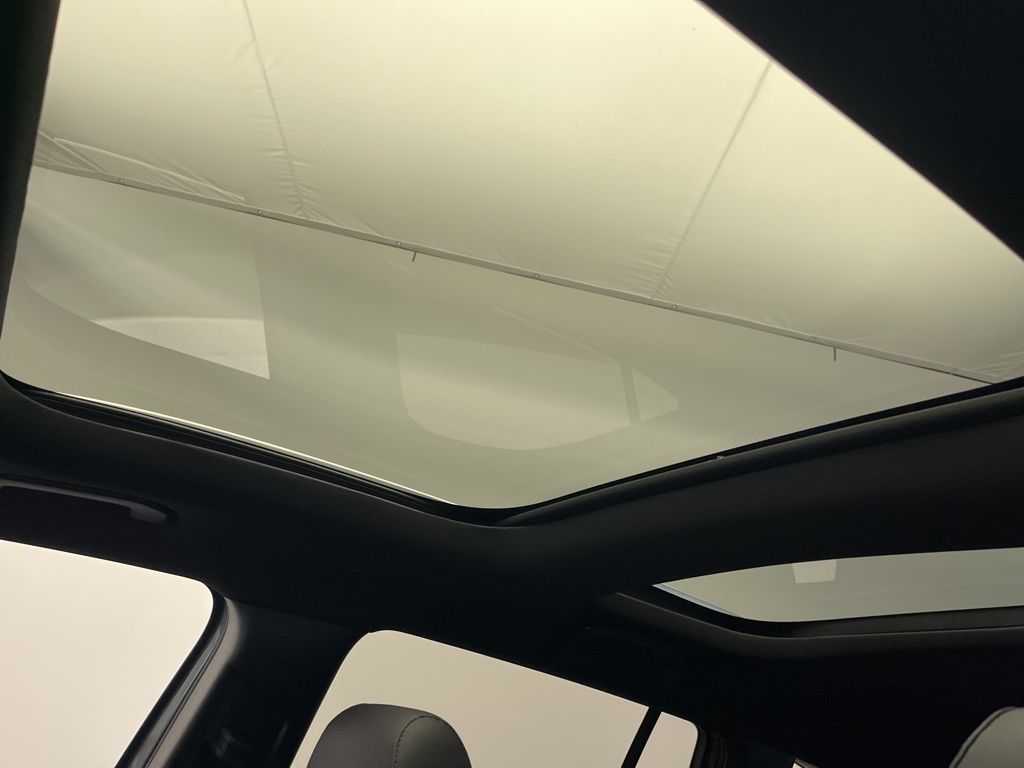 Thumbnail: 2026 Mercedes-Benz GLB - 23