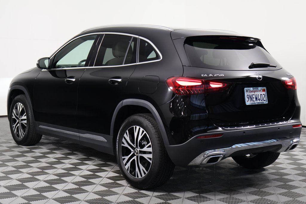 Thumbnail: 2025 Mercedes-Benz GLA - 6