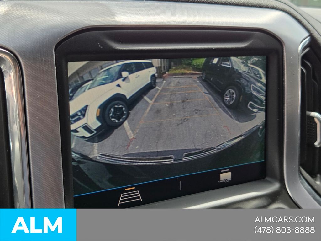 Used 2021 Black GMC Elevation image 19