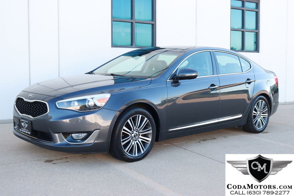 Gray (Platinum Graphite) 2014 Kia Cadenza Sedan Front-Wheel Drive 6-Speed Automatic