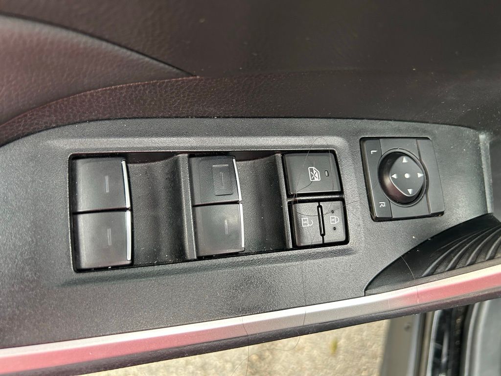 Thumbnail: 2024 Toyota RAV4 - 16