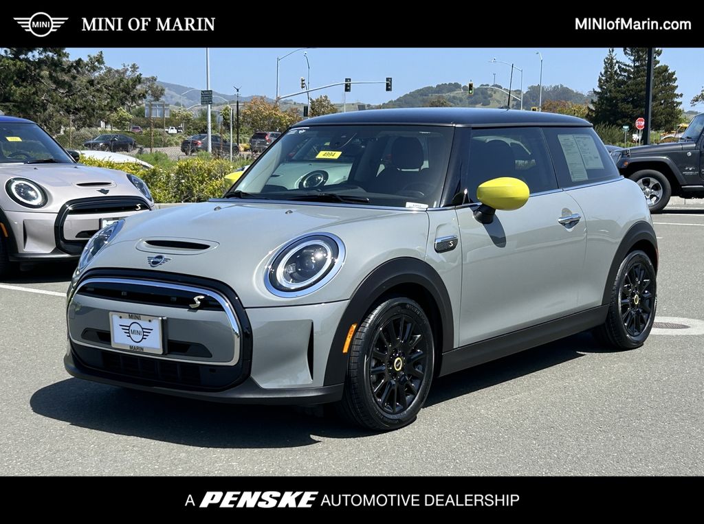 2022 MINI Cooper SE -
                Corte Madera, CA