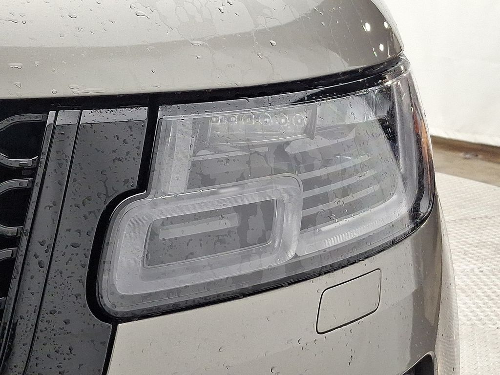 2020 Land Rover Range Rover HSE 9