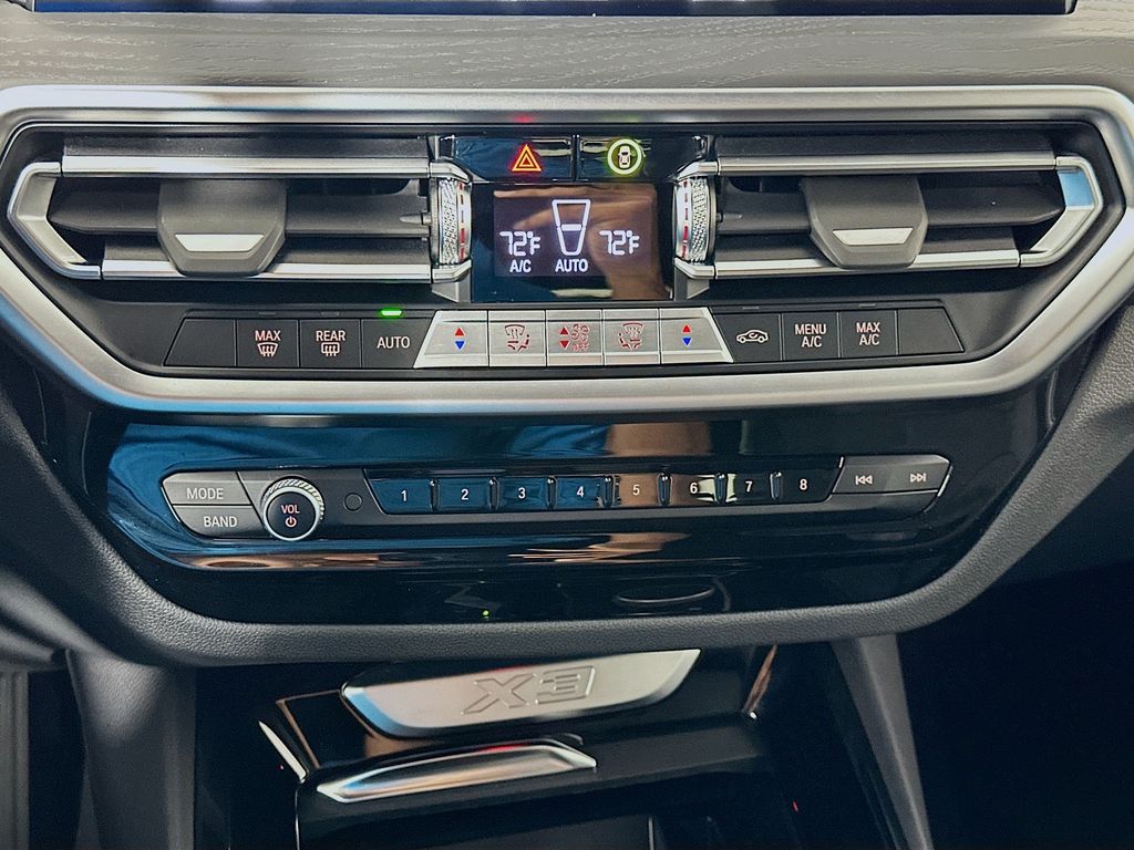 Thumbnail: 2024 BMW X3 - 16