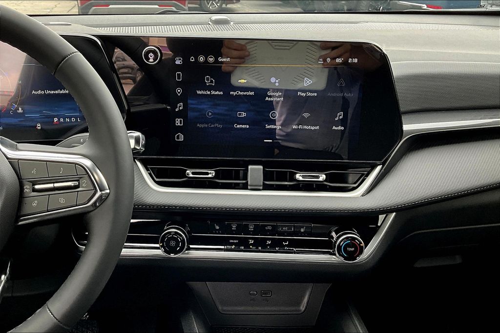 View vehicle photo 7