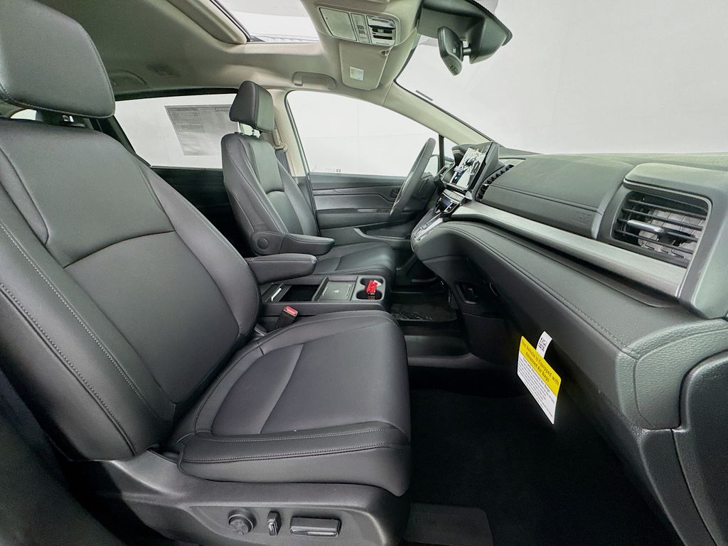 2025 Honda Odyssey EX-L photo