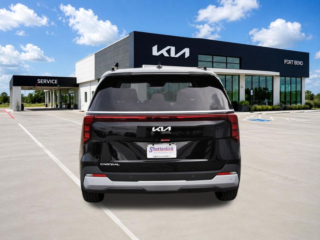 New 2026 Kia Carnival MPV Van