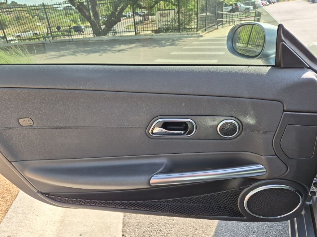 Used Car 2006 Chrysler Crossfire  Limited For Sale Under $12,000 In Austin, Texas