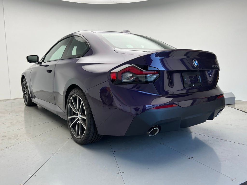 Thumbnail: 2025 BMW 2 Series - 4