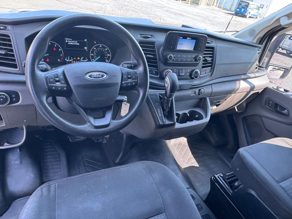 FordTransit-2506