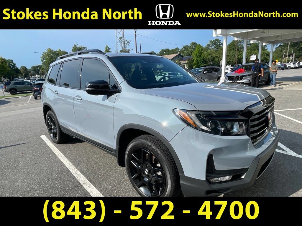 Used 2025 Honda Passport SUV