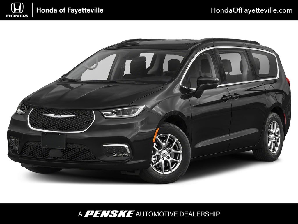 2022 Chrysler Pacifica Touring L -
                Fayetteville, AR