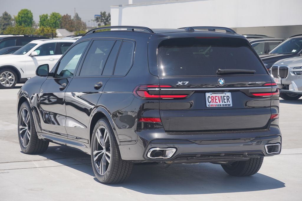 2025 BMW X7 xDrive40i 7