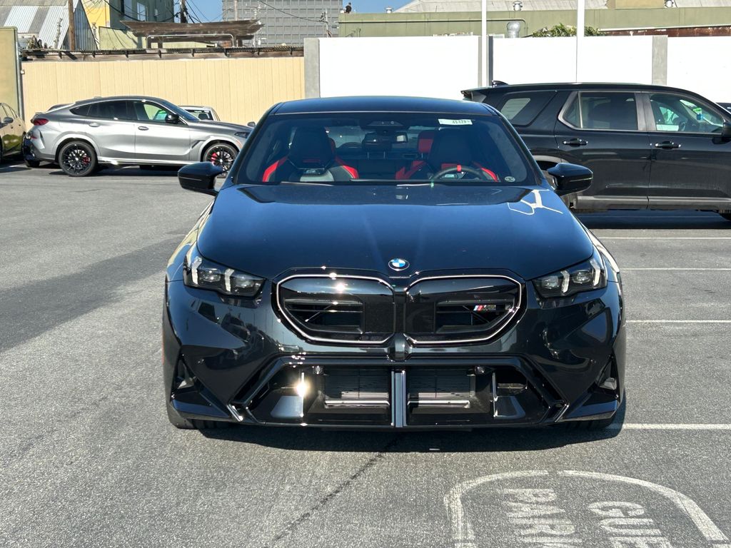 Thumbnail: 2026 BMW M5 - 8