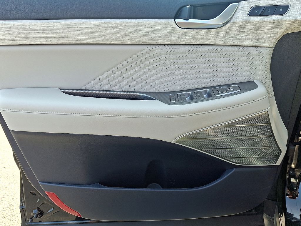 Thumbnail: 2023 Hyundai Palisade - 12