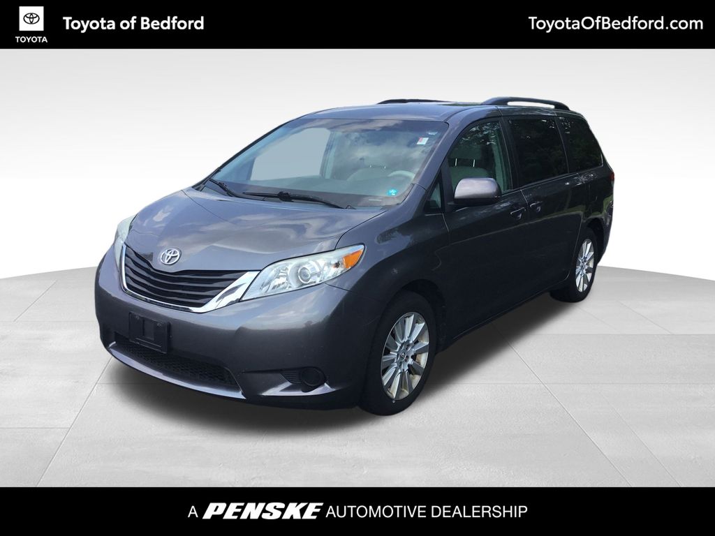 2014 Toyota Sienna LE -
                  Bedford, OH