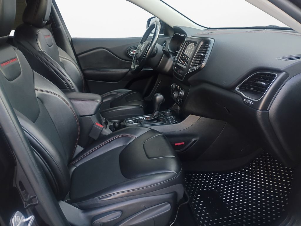 Used Car 2021 Jeep Cherokee  Trailhawk For Sale Under $25,000 In Austin, Texas