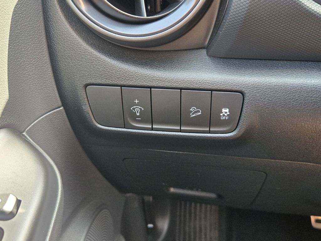 2023 Hyundai Kona - $20,299