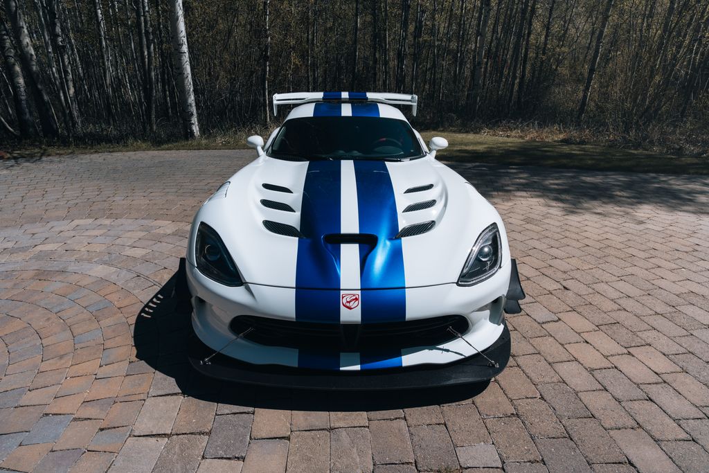 2017 Dodge Viper GTC's photo