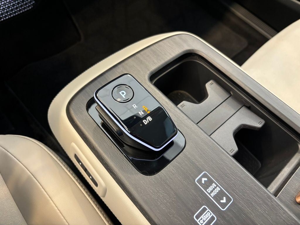 2024 Nissan Ariya ENGAGE