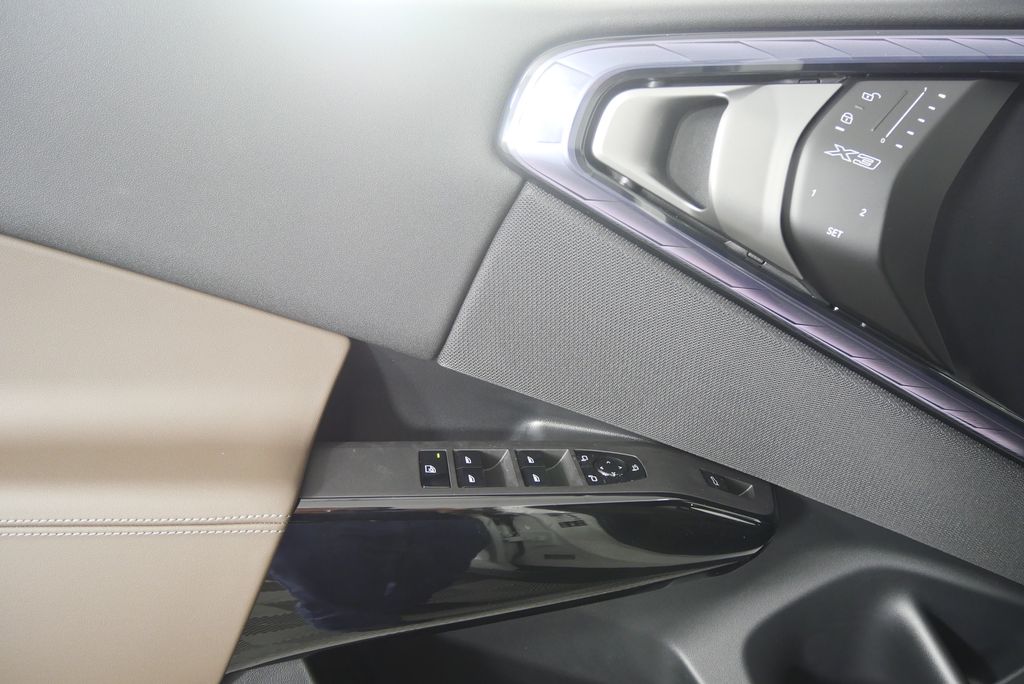 Thumbnail: 2026 BMW X3 - 9