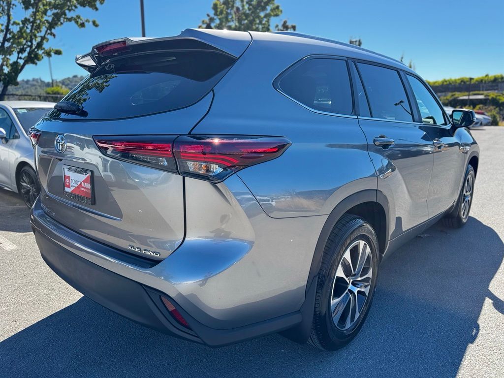 New 2026 Toyota Highlander SUV