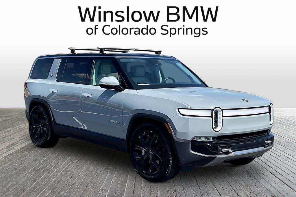 2024 Rivian R1S Adventure Dual-Motor Standard Pack's photo