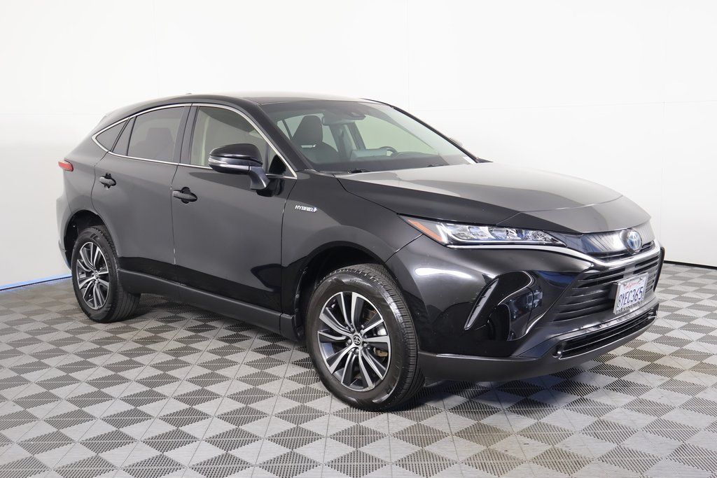 Thumbnail: 2021 Toyota Venza - 3