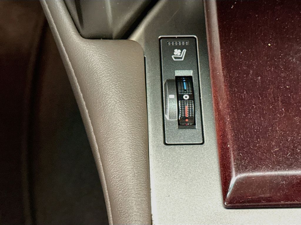 Thumbnail: 2016 Lexus GX - 20