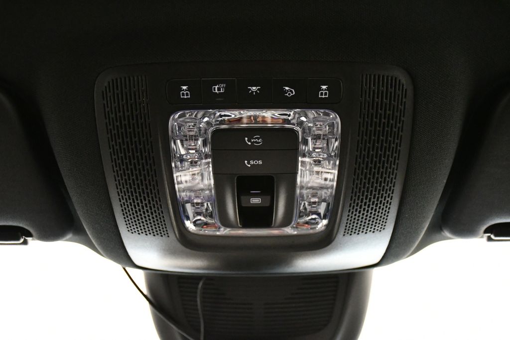 2023 Mercedes-Benz GLS 450 4MATIC 18