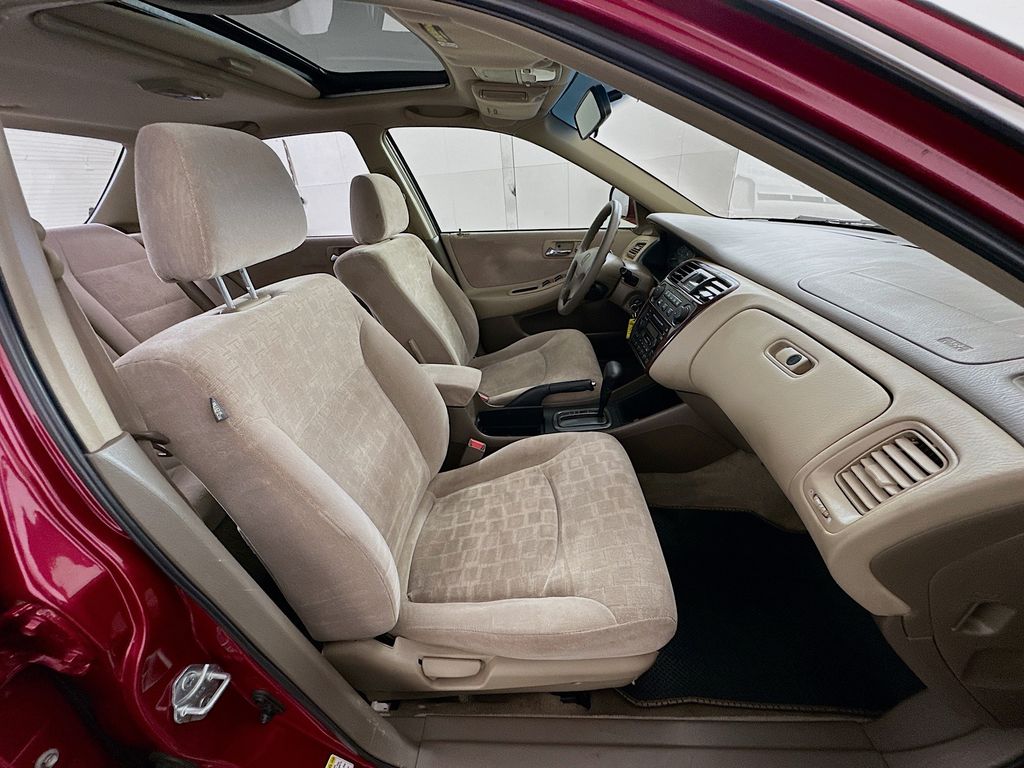 Thumbnail: 2002 Honda Accord - 26