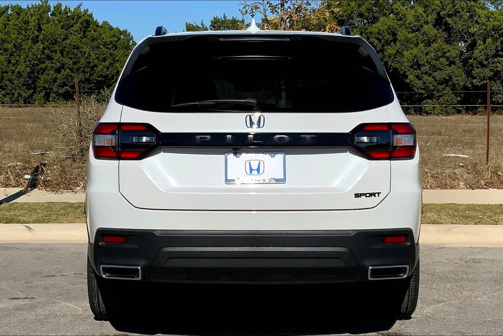 2025 Honda Pilot Sport 4