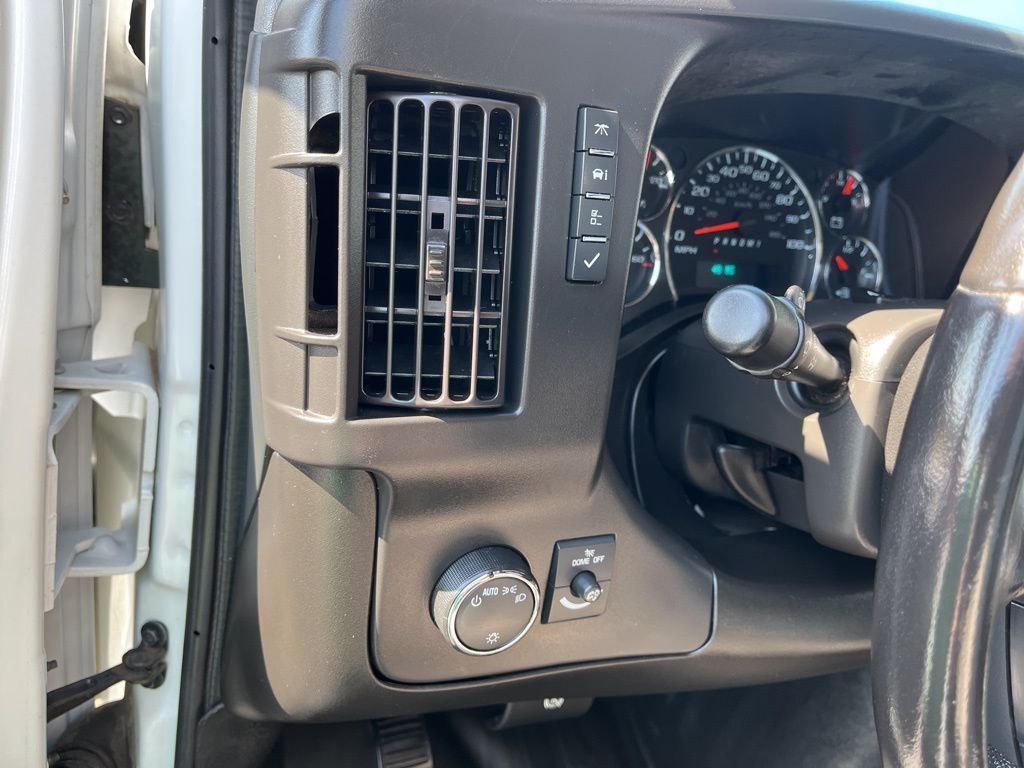 Thumbnail: 2023 Chevrolet Express - 19