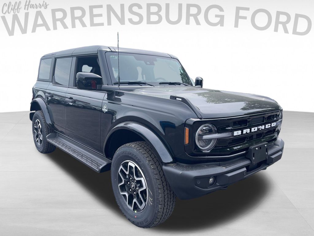 Shadow Black 2026 Ford Bronco SUV / Crossover Four-Wheel Drive Automatic