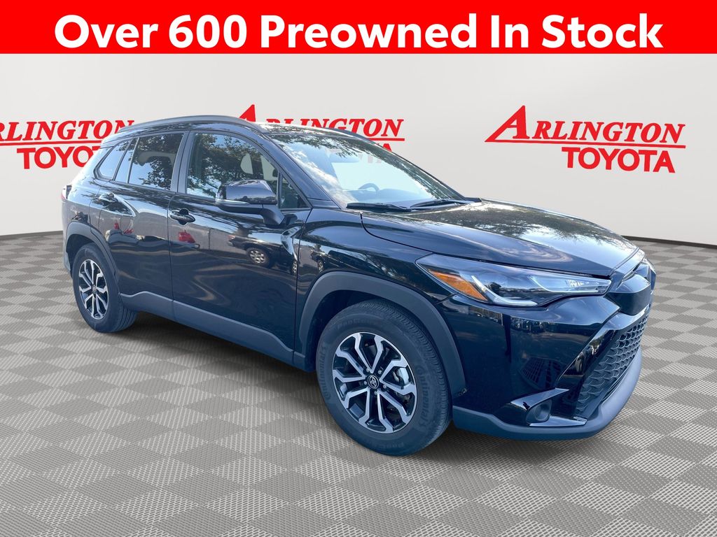 2025 Toyota Corolla Cross SE