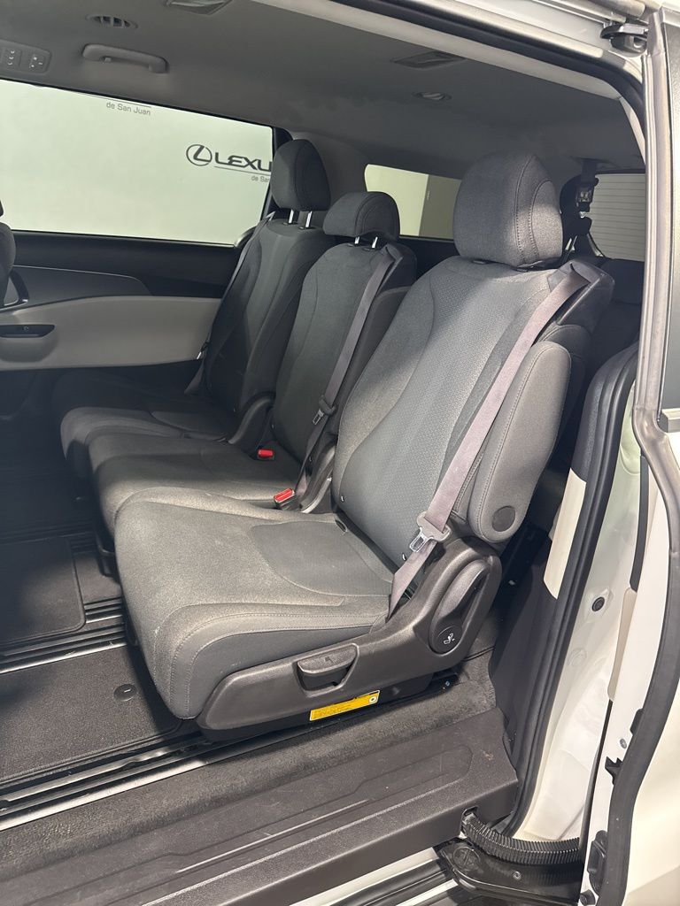 Used Car 2022 Kia Carnival  Lx For Sale Under $30,000 In San Juan, Puerto Rico