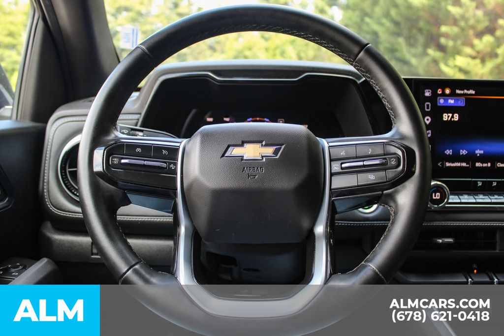 Used 2023 White Chevrolet LT image 22