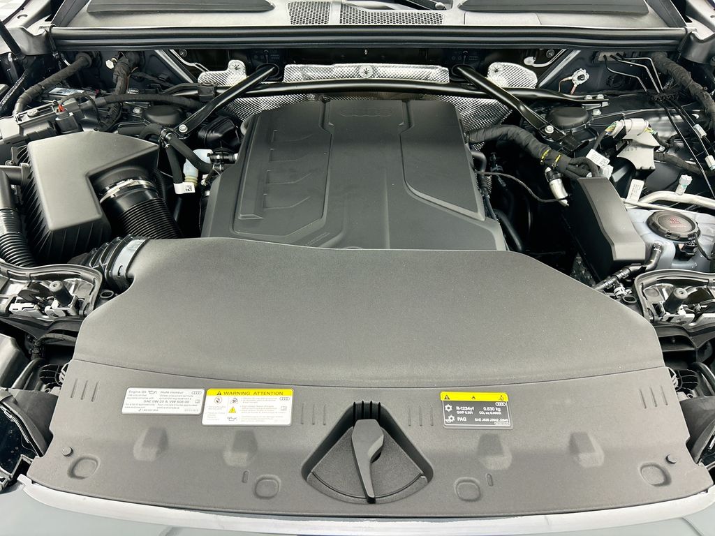 Thumbnail: 2025 Audi Q5 - 28