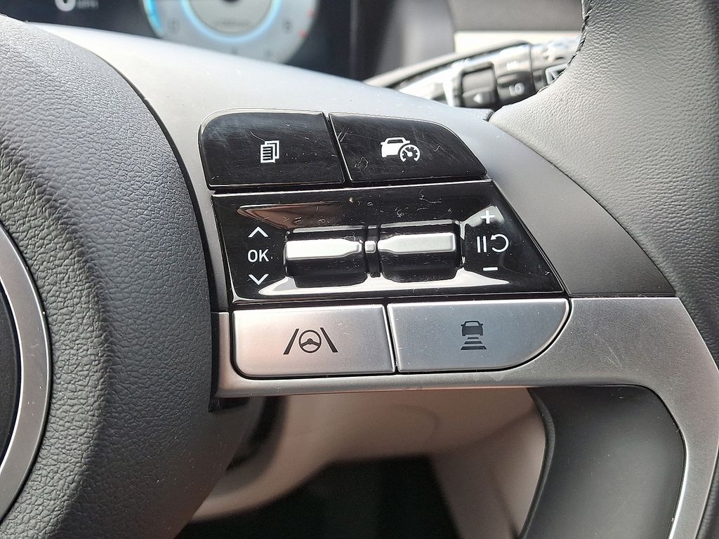 Thumbnail: 2023 Hyundai Tucson - 24