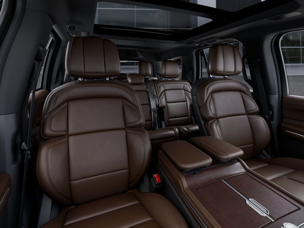 2027 Lincoln Navigator Reserve