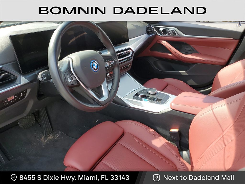2024 BMW i4 eDrive35 photo